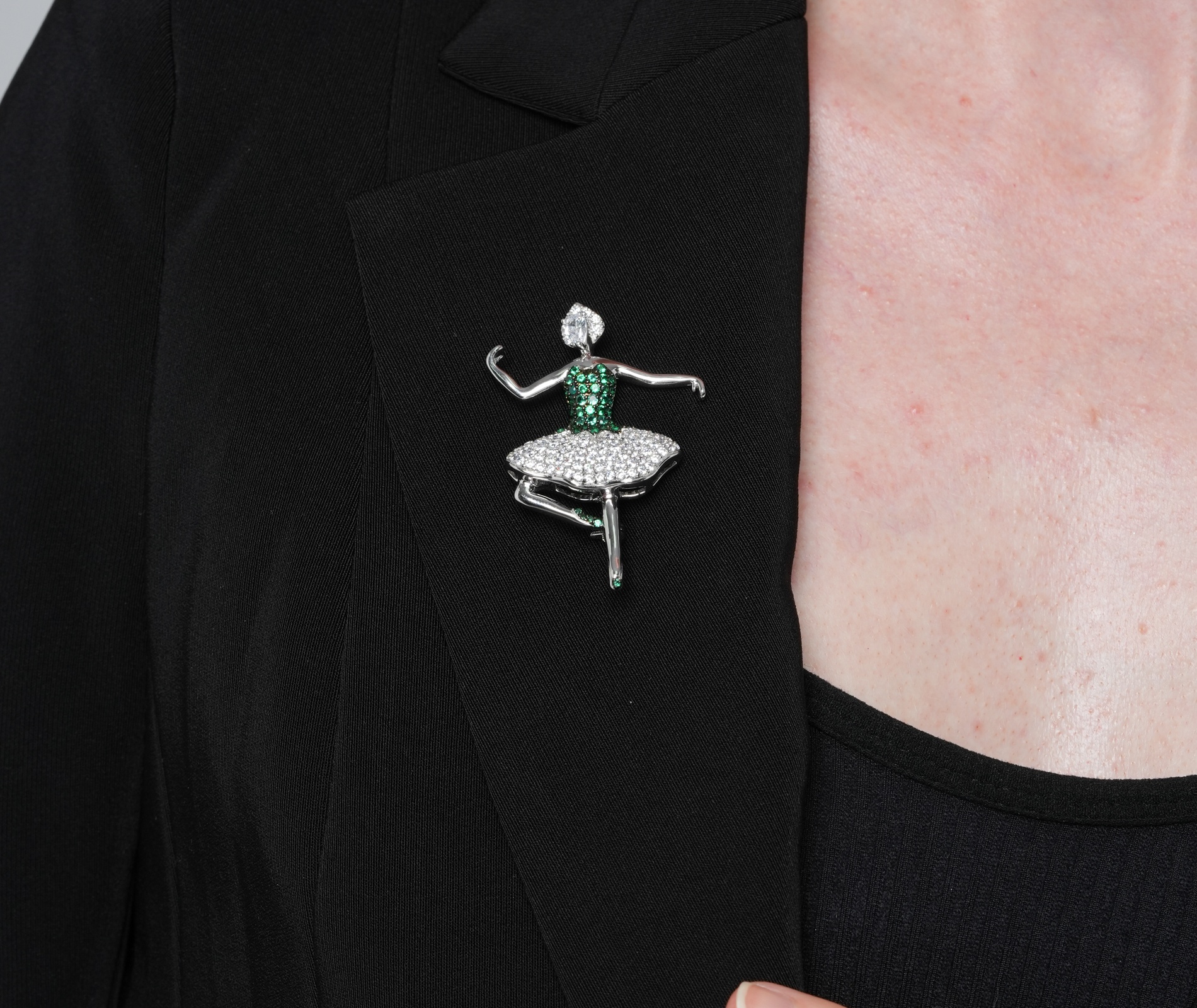 Shining Star Jewelry Cubic Zirconia Dancing Girl Silver Safety Pin Brooches