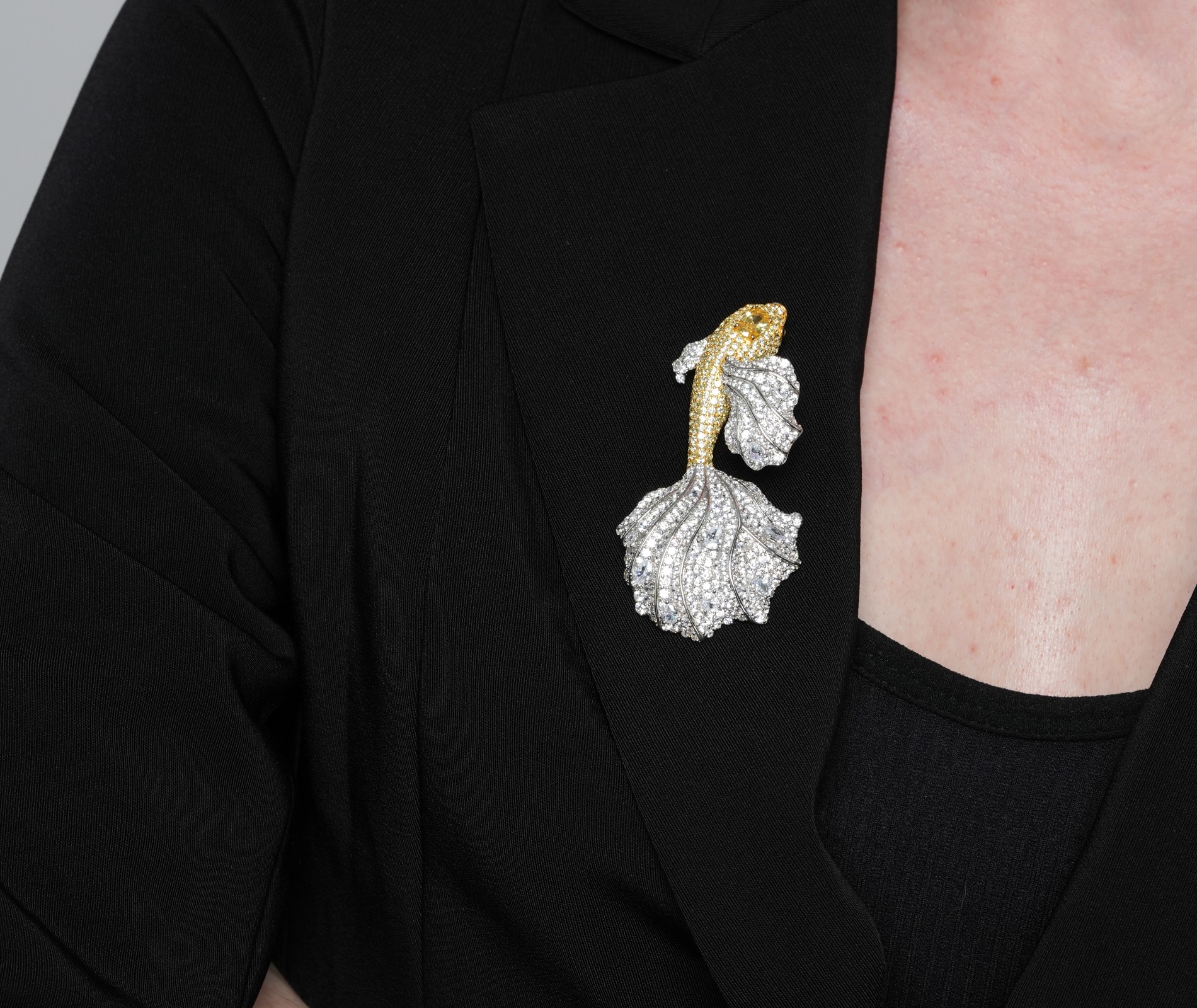 Shining Star Jewelry 925 Sterling Silver White Gold Fish Brooches For Women