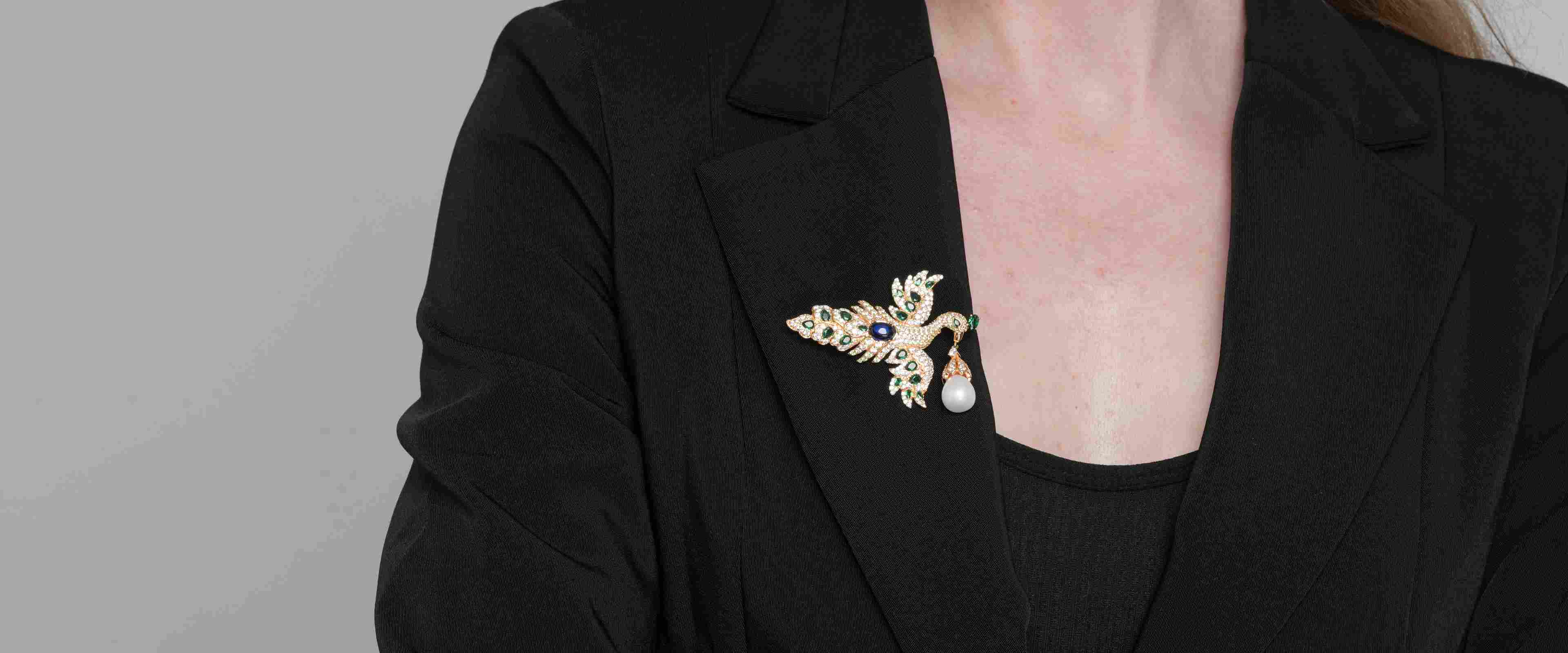 Shining Star Jewelry 925 Silver Splendid Emerald Zircon Tail Peacock Brooch