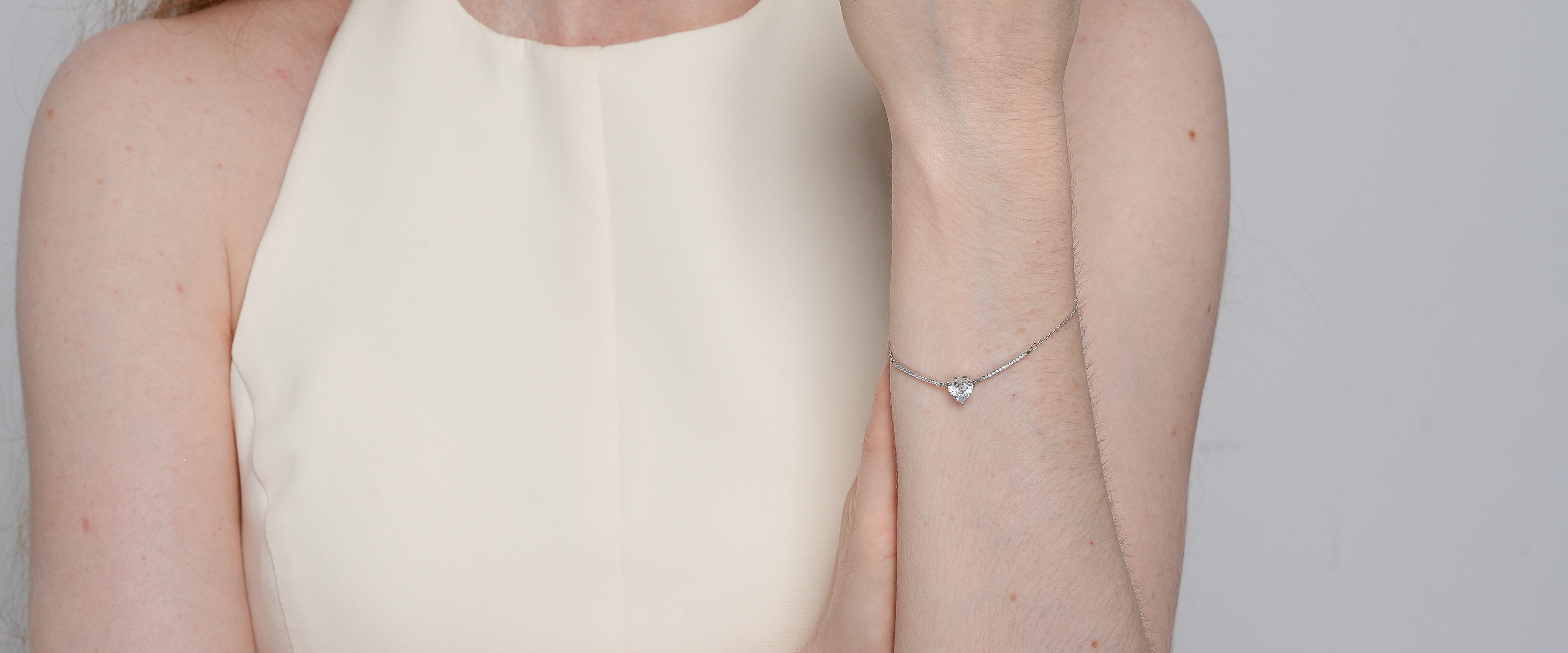 Shining Star Jewelry 1.2ct Moissanite White Gold Plated 7mm Heart Bracelet Women