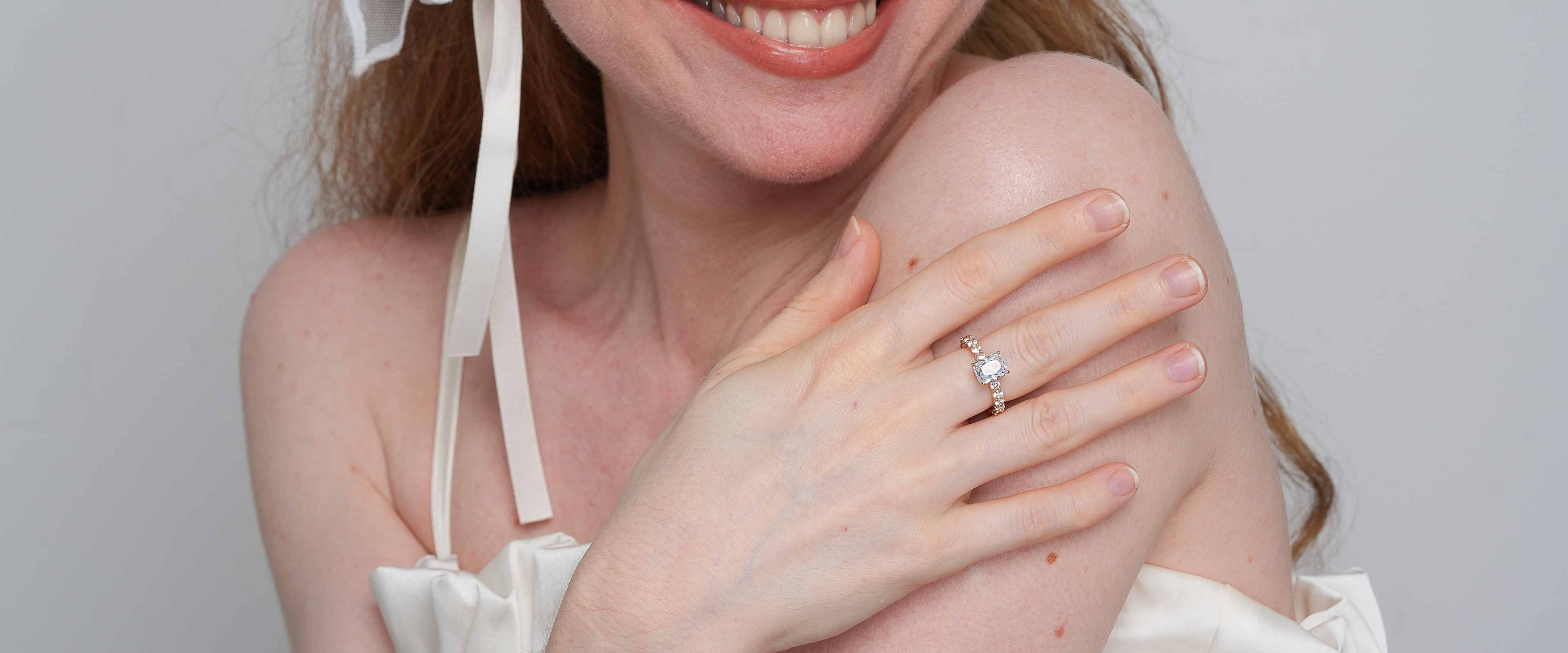 Shining Star Jewelry Luxury Big Main Stone Diamond Emerald Cut Tennis Ring Women