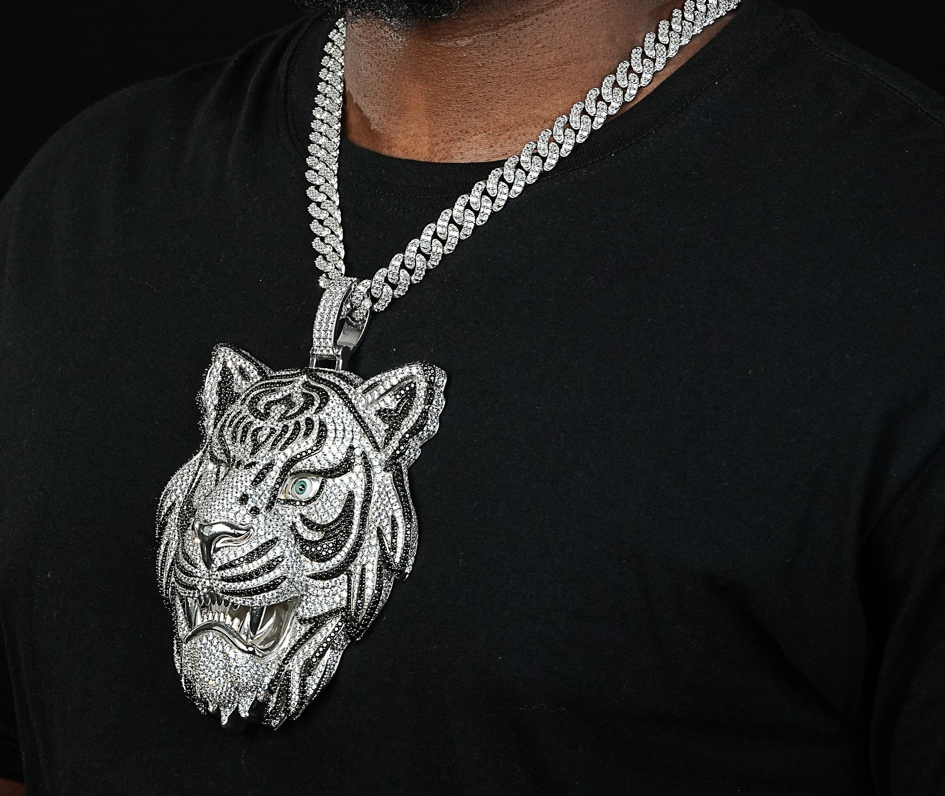 Shining Star Jewelry Custom Animal Tiger Pendant Mens Moissanite Diamond Pendant