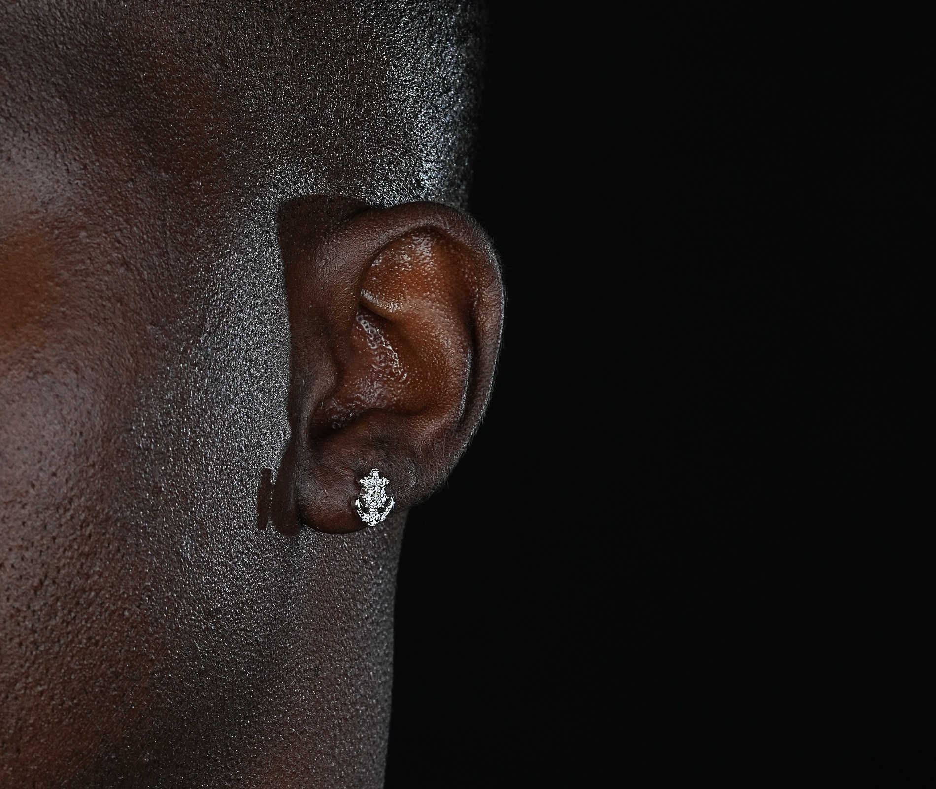 Shining Star Jewelry New fashion Hip Hop Mens Silver Ship Anchor Rudder Earrings