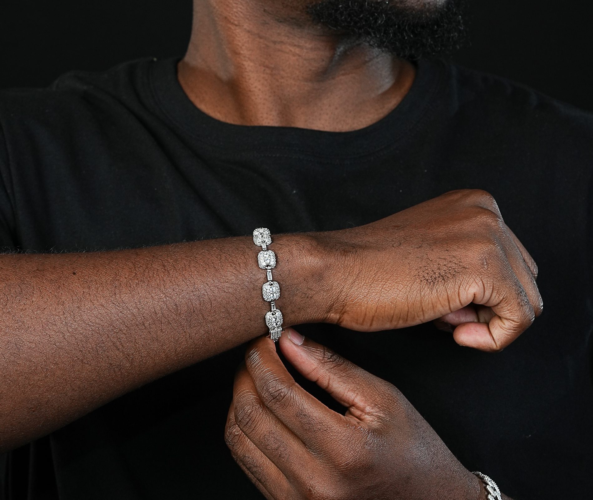 Shining Star Jewelry Trendy Hip Hop Baguette Moissanite Gothic Cross Bracelet