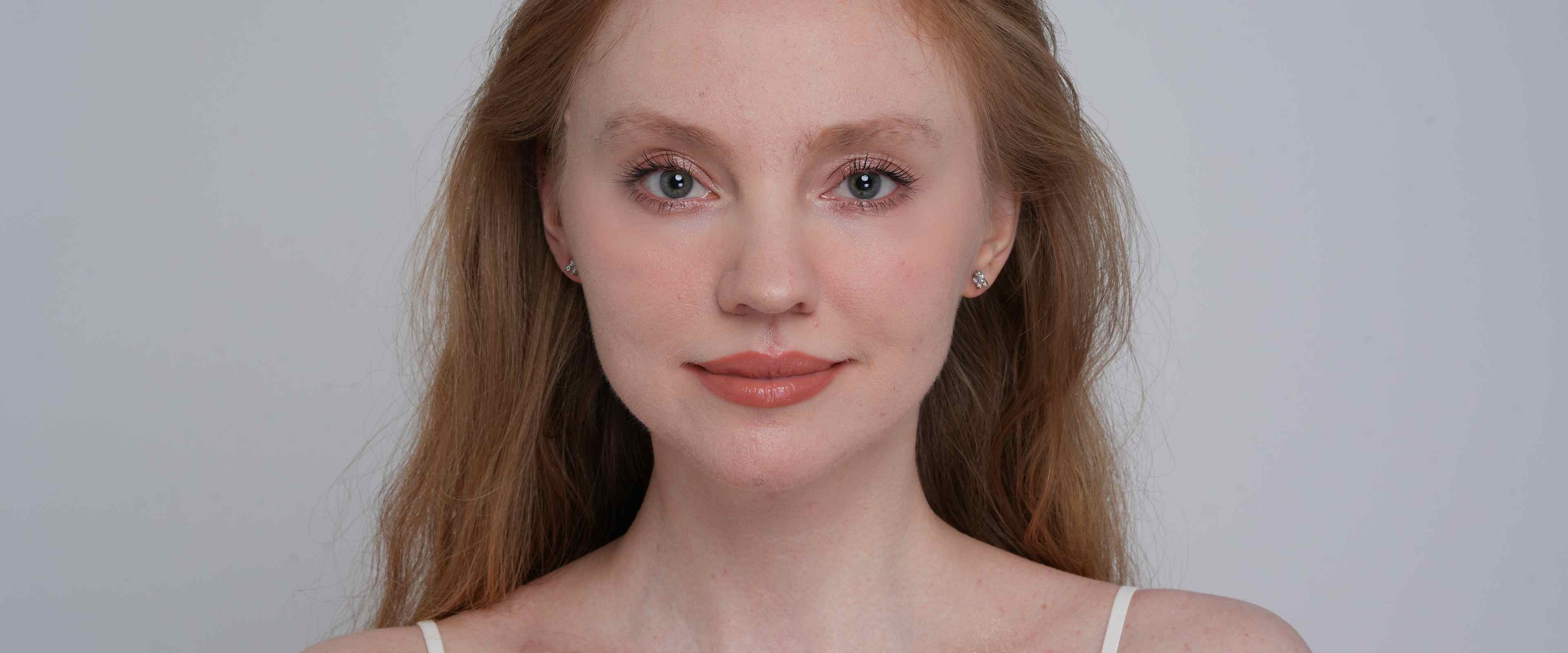 Shining Star Jewelry Women's Sterling Silver Zircon Mini Dragonfly Stud Earrings