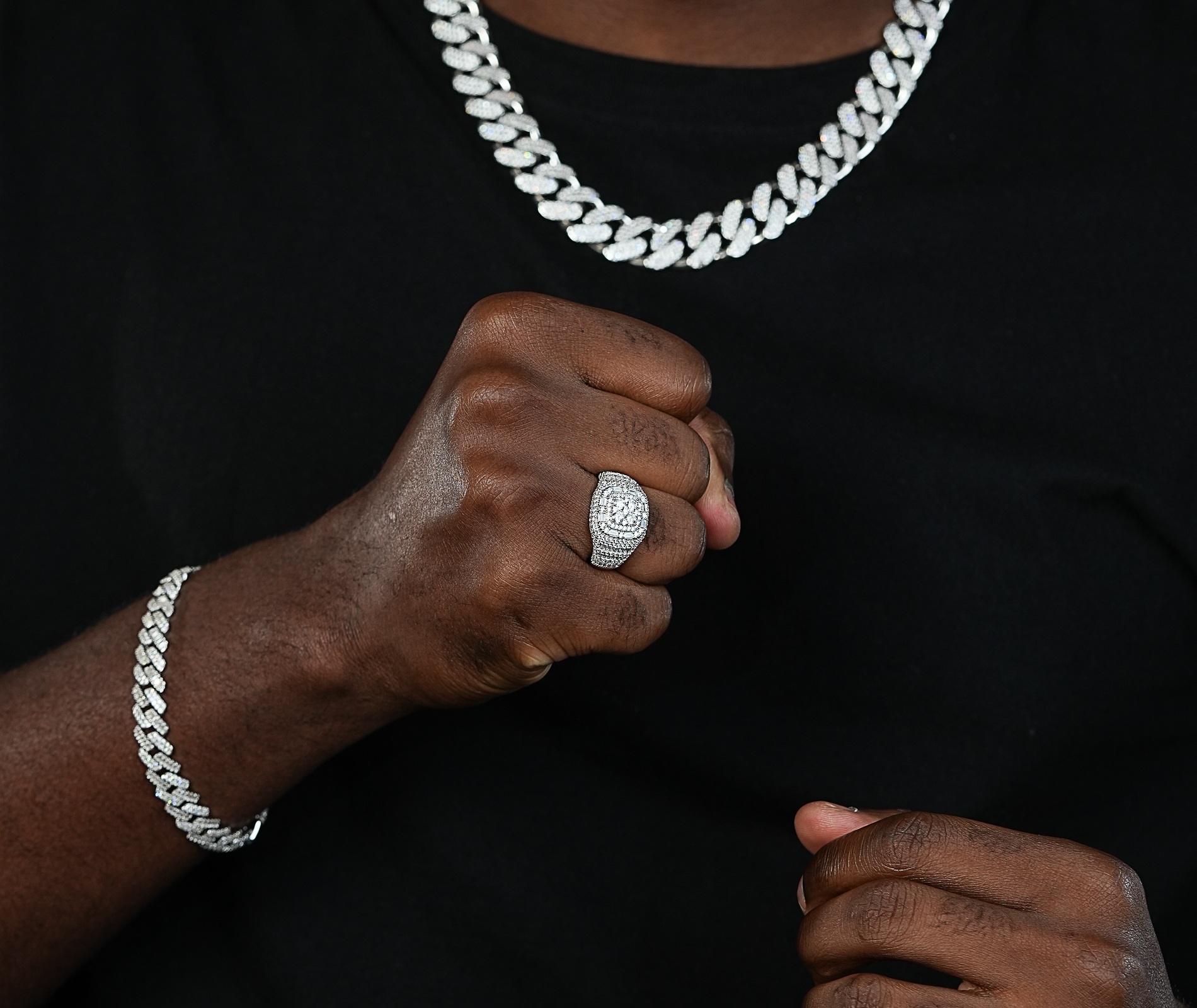 Shining Star Jewelry Men Silver Sparkling Cubic Zirconia Iced Out Cluster Ring