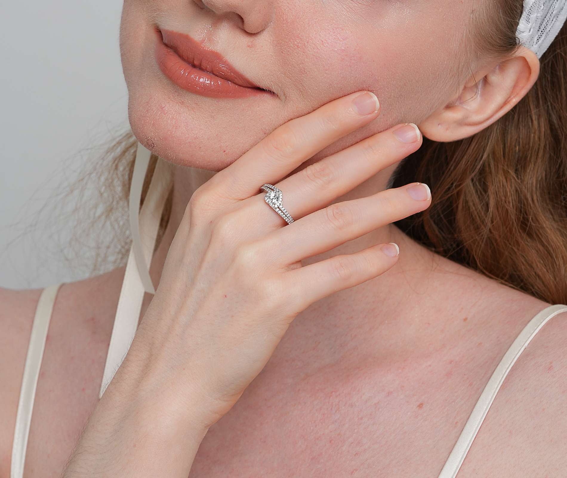 Shining Star Jewelry 0.5ct Moissanite Heart Cut Wedding Band Women's Halo Ring Shining Star Jewelry 0.5ct Moissanite Heart Cut Wedding Band Women's Halo Ring