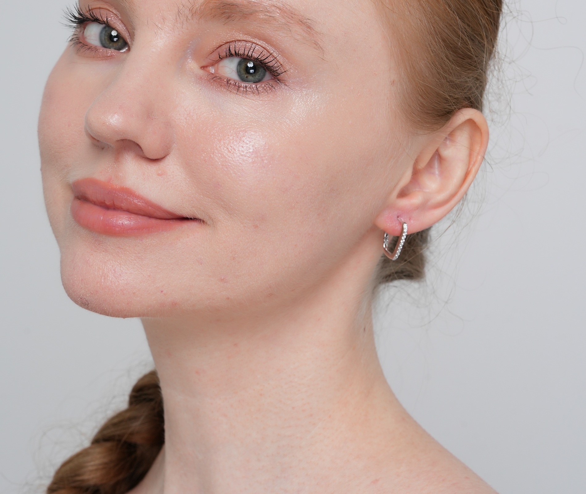 Shining Star Jewelry 925 Sterling Silver CZ Women's 18mm 24mm 30mm Hoop Earrings