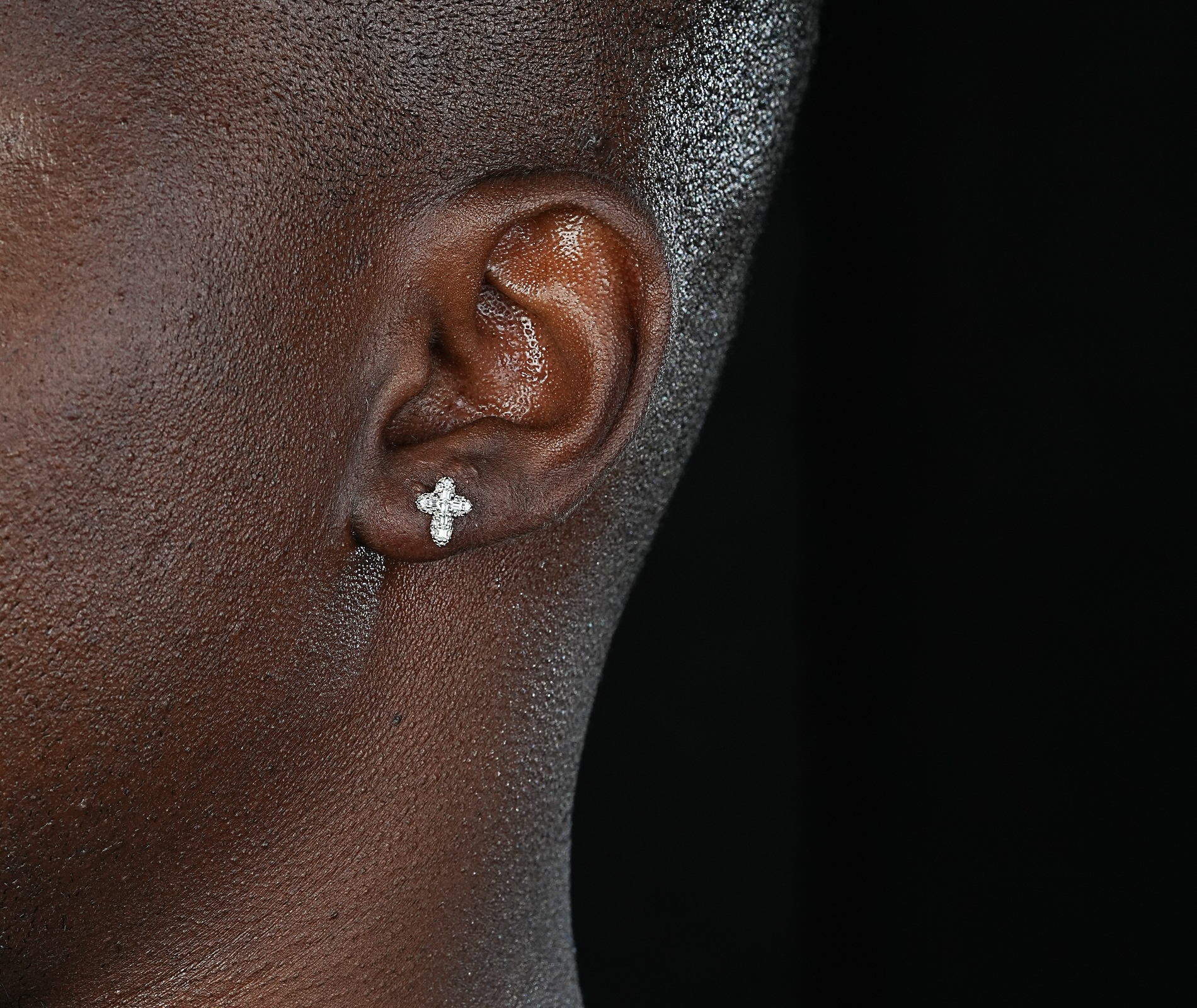 Shining Star Jewelry Religious Classic Mini Crucifix Cross Zircon Stud Earrings