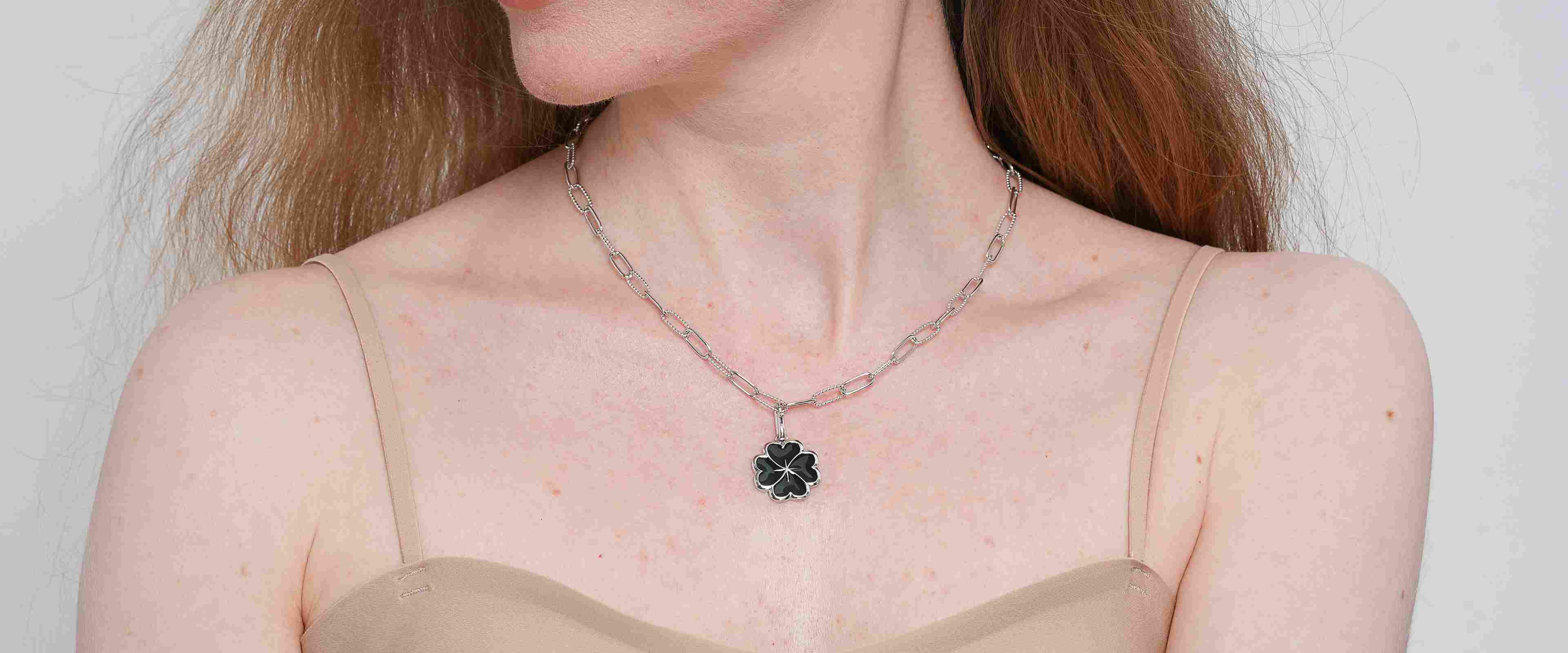 Shining Star Jewelry Women's Lucky Gift Rhodium Smooth Four Leaf Clover Necklace Shining Star Jewelry Women's Lucky Gift Rhodium Smooth Four Leaf Clover Necklace