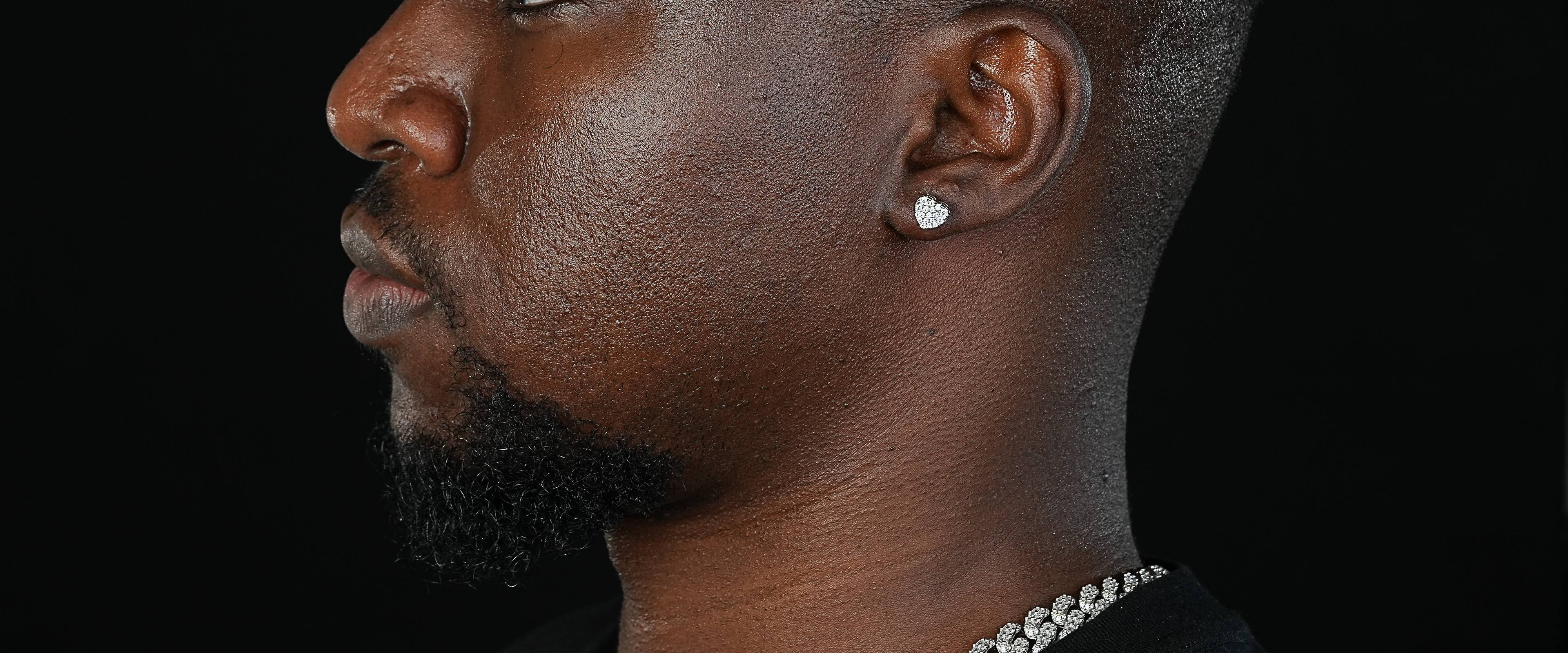 Shining Star Jewelry Unisex CZ Iced Out Daily Simple Style S925 Heart Earrings Shining Star Jewelry Unisex CZ Iced Out Daily Simple Style S925 Heart Earrings