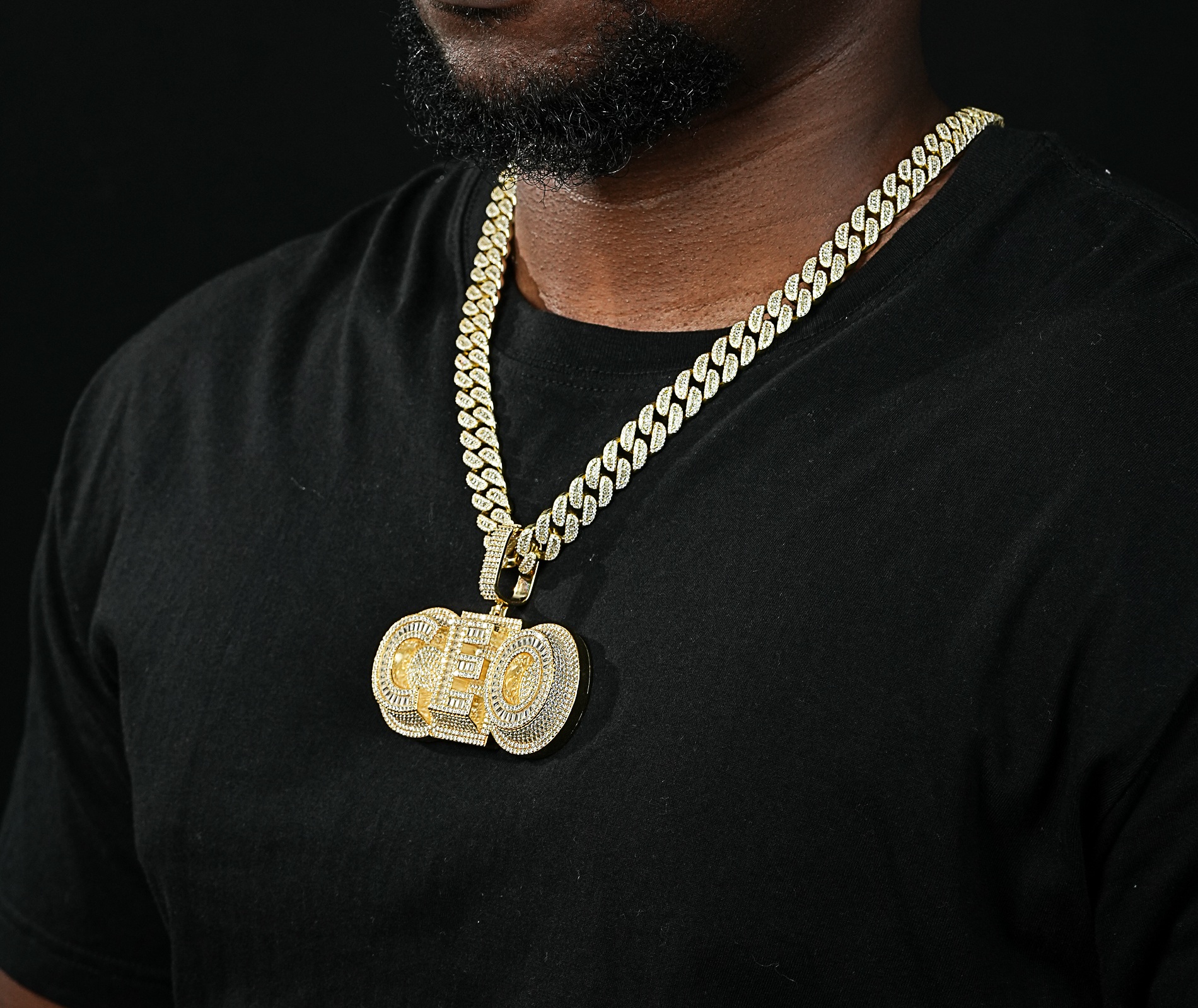 Shining Star Jewelry Custom Mens Gold Plated Zircon Solid Initials CEO Pendant