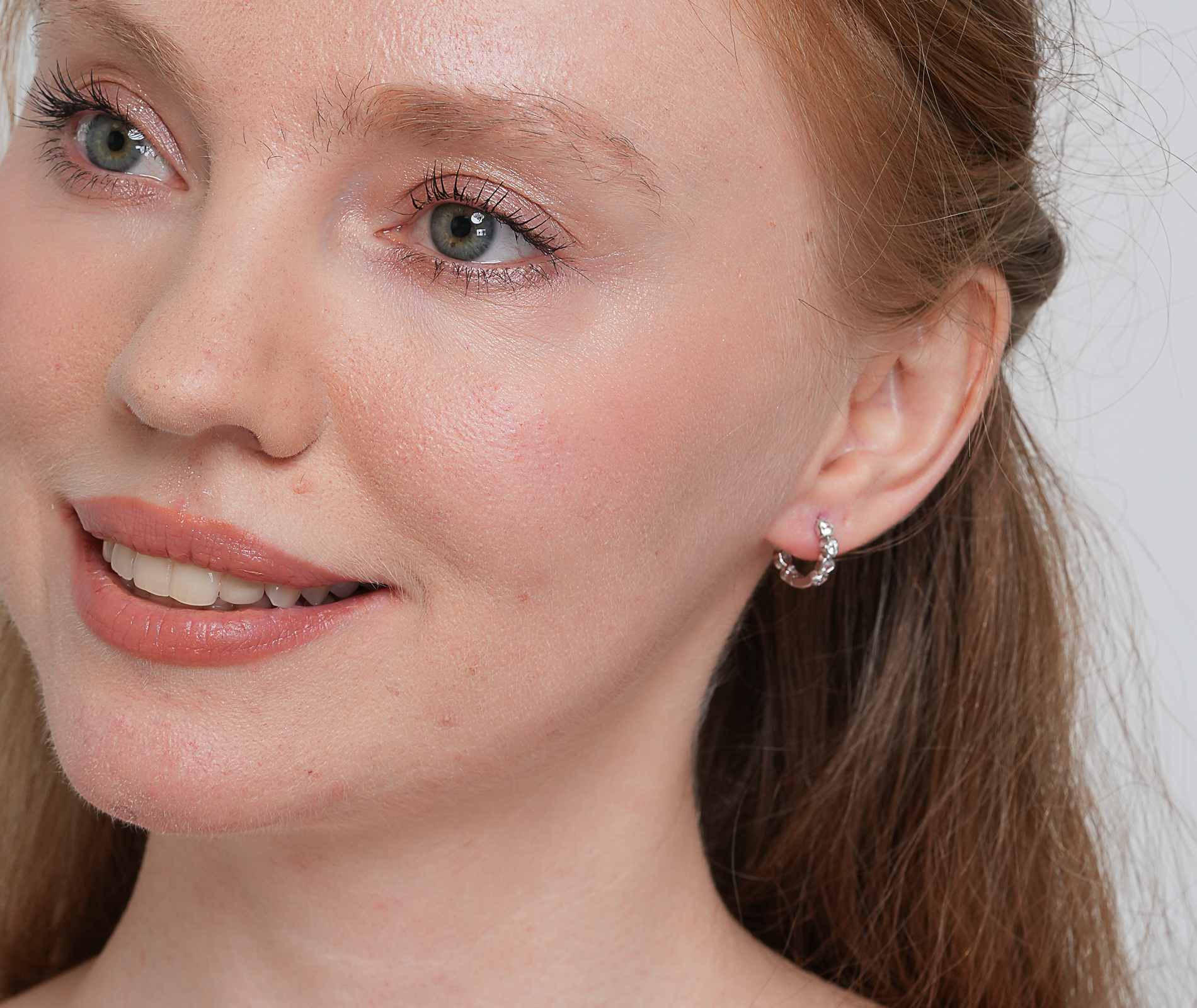 Shining Star Jewelry Fashionable Moissanite Princess Cut Huggies Earrings Women