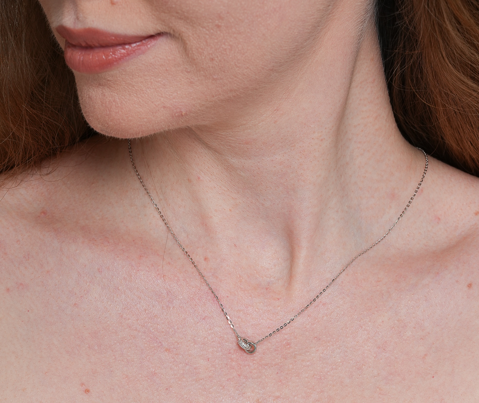 Shining Star Jewelry Silver Double Circle O-Ring Moissanite Charm Necklace Shining Star Jewelry Silver Double Circle O-Ring Moissanite Charm Necklace