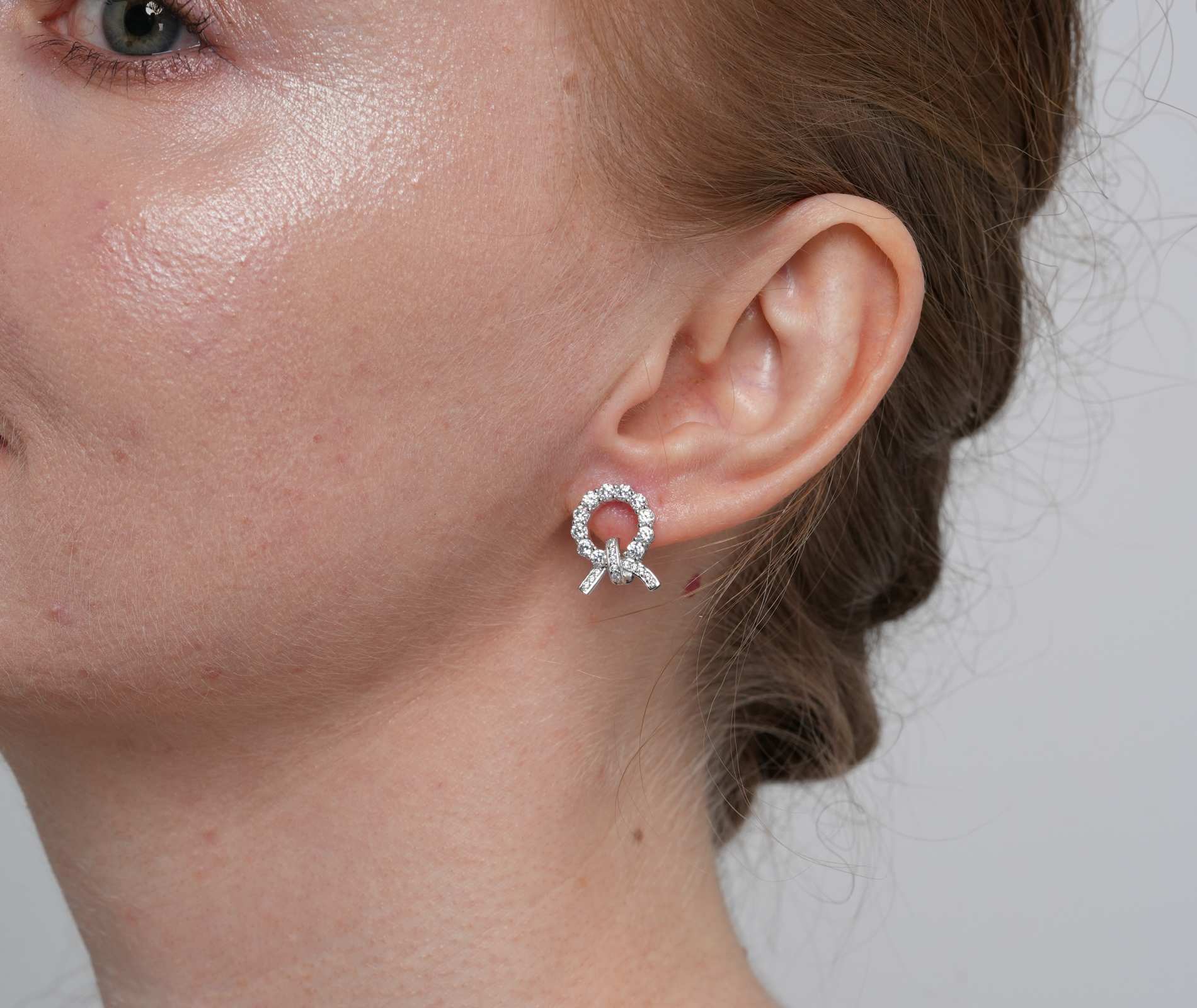 Shining Star Jewelry Women's Simple Style Sterling Silver Zircon Stud Earrings