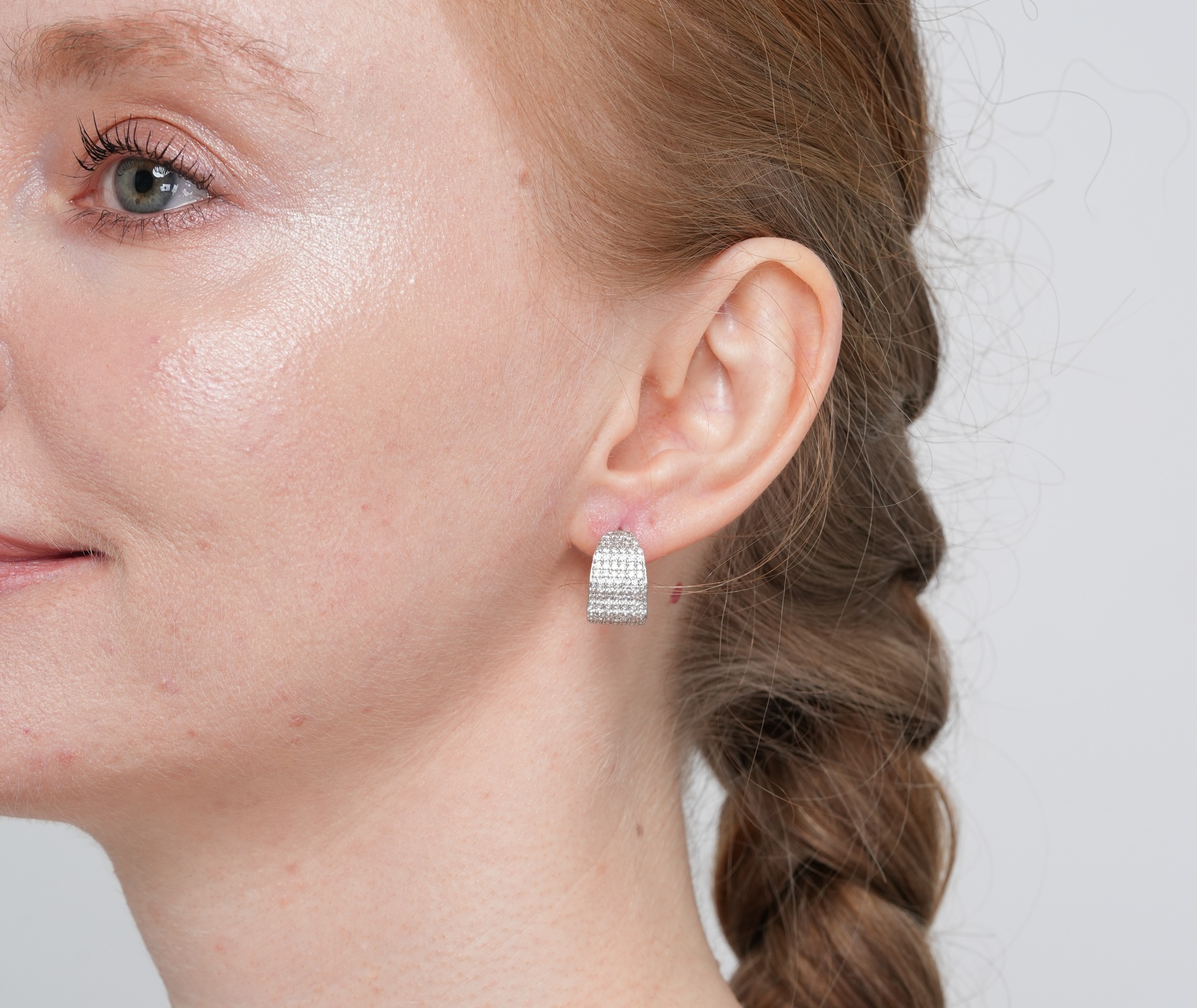 Shining Star Jewelry Trendy Women's Sterling Silver Micro pave CZ Stud Earrings Shining Star Jewelry Trendy Women's Sterling Silver Micro pave CZ Stud Earrings