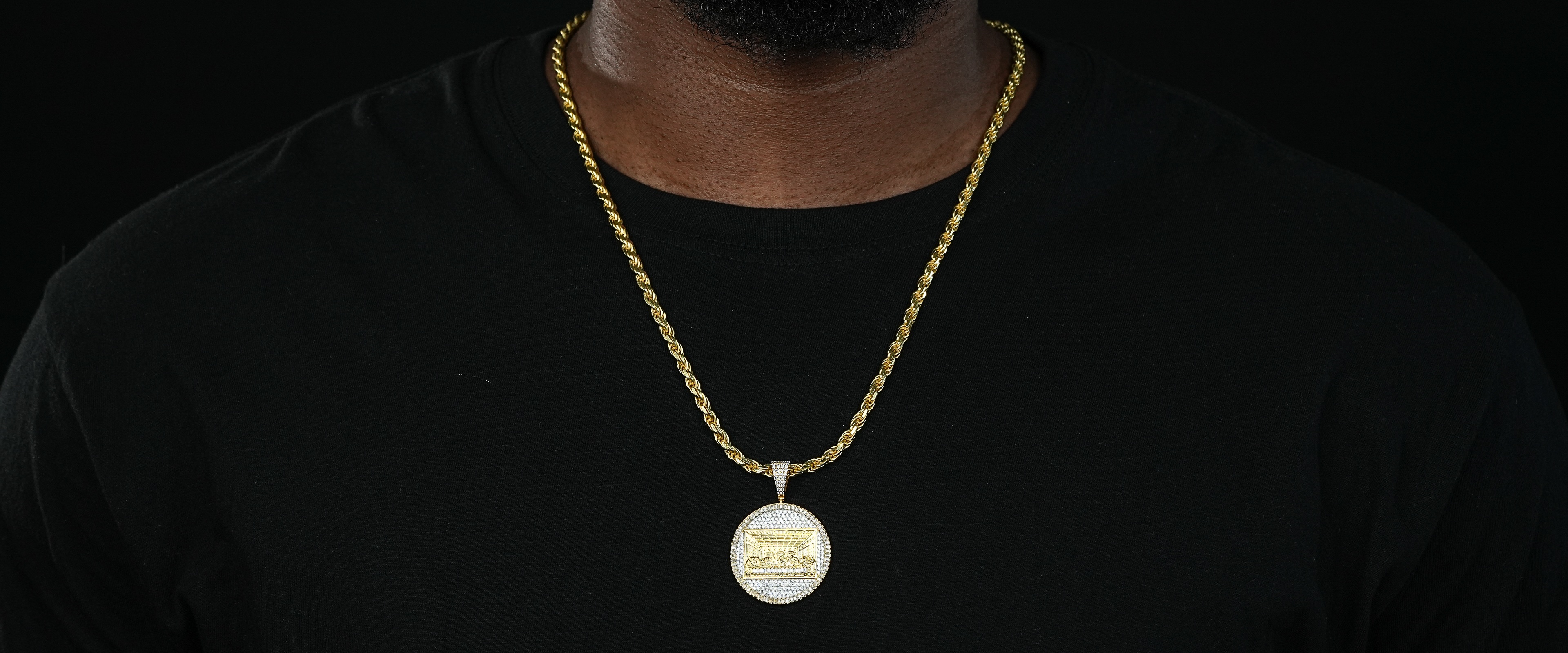 Shining Star Jewelry 18K Gold Round Pendants Christian Religious Jewelry