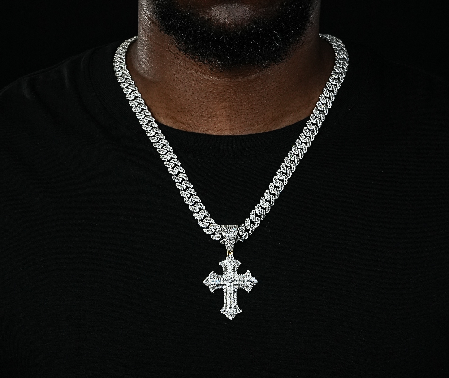 Shining Star Jewelry Micro Pave 5A CZ Iced Out Bling Hip Hop Men Cross Pendant