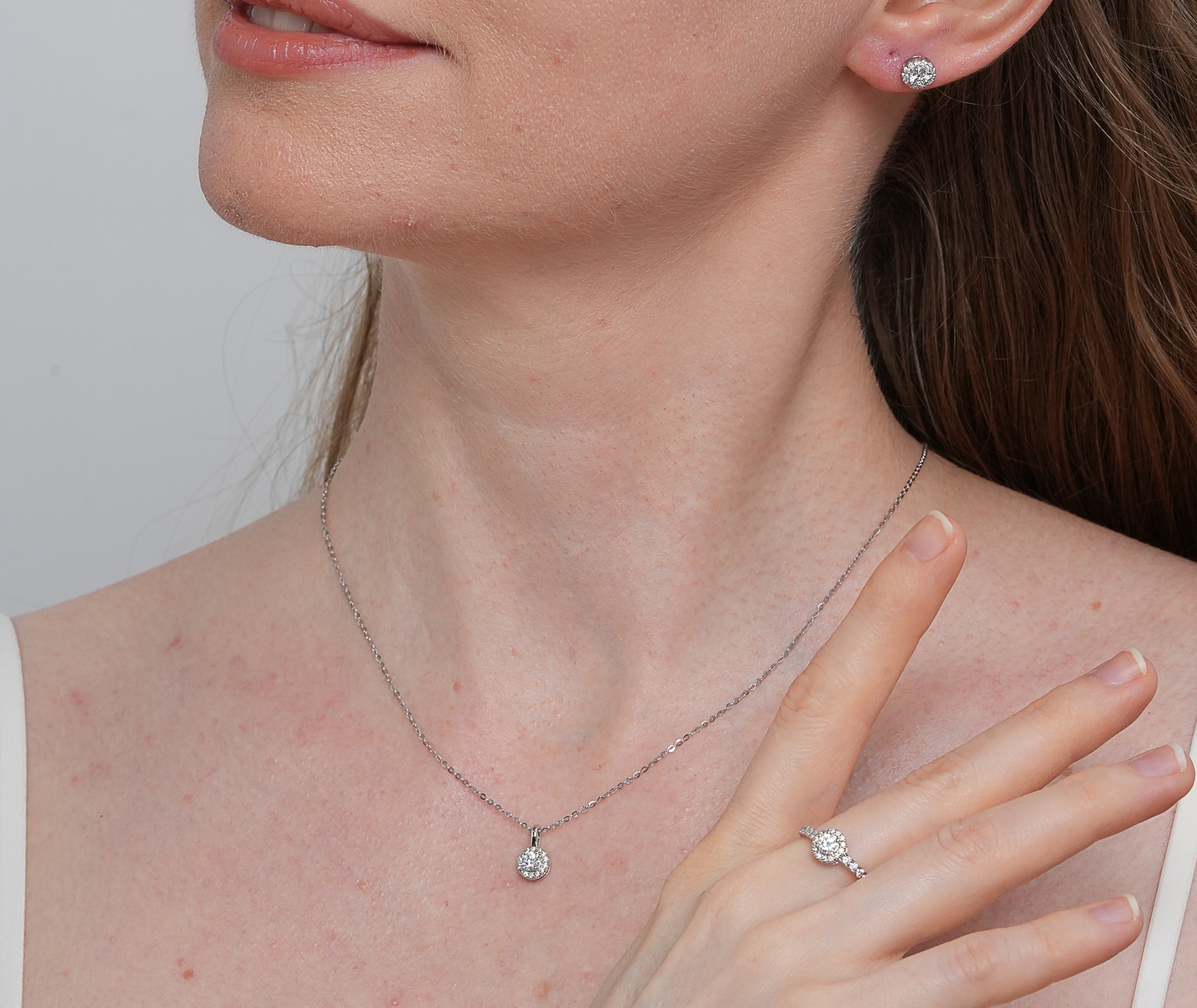 Shining Star Jewelry Women's Luxury Cubic Zirconia Halo Round Bridal Jewelry Set