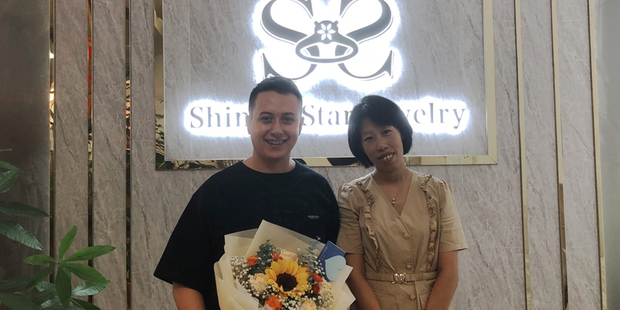  Hip-hop jewelry manufacturer