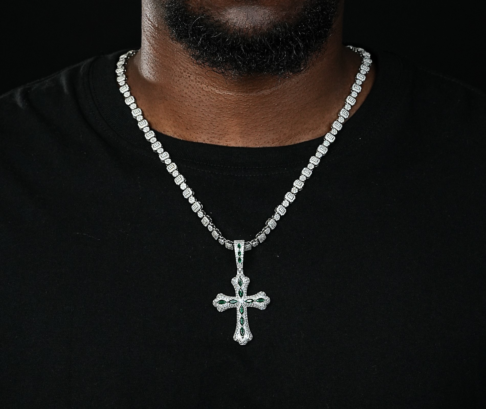 Shining Star Jewelry New Design 925 Silver Moissanite Iced Colored Cross Pendant