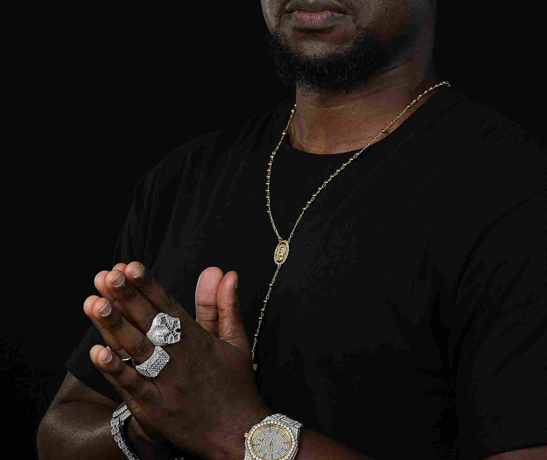 Shining Star Jewelry 14K Gold Charms Virgin Mary Cross Pendant Rosary Necklace Shining Star Jewelry 14K Gold Charms Virgin Mary Cross Pendant Rosary Necklace