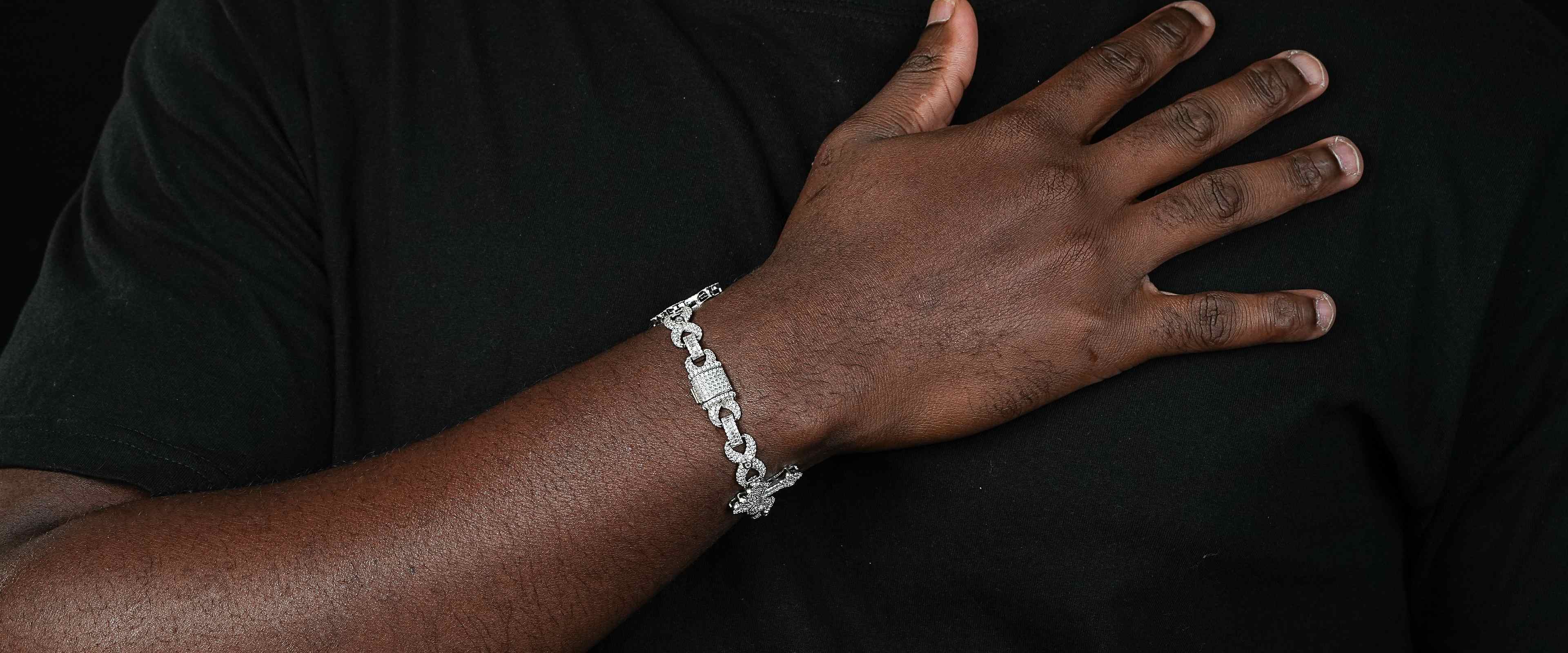 Shining Star Jewelry Baguette CZ Big Chunky Gothic Cross Infinity Link Bracelet