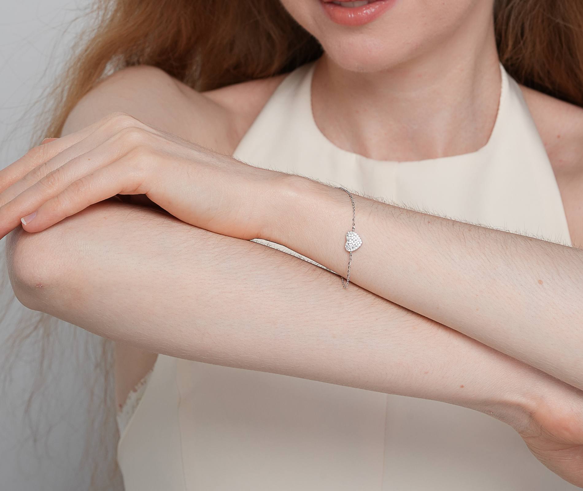 Shining Star Jewelry Adjustable Iced Out Solid Heart Shaped Fine Bracelet Women