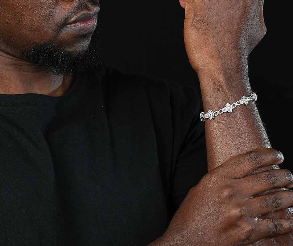 Shining Star Jewelry Trendy Iced Out VVS Moissanite Infinity Link Cross Bracelet